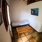 La Wave Surf House & School Kro