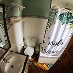 Kro La Wave Surf House & School Somo