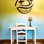 La Wave Surf House & School Inn Somo