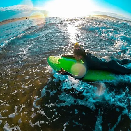 La Wave Surf House & School 3* Somo