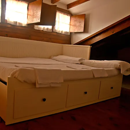 La Wave Surf House & School Somo