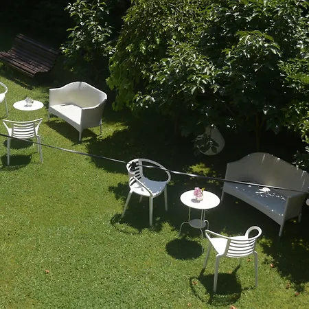 La Wave Surf House & School Penzion 3*