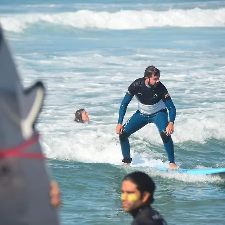 La Wave Surf House & School Somo