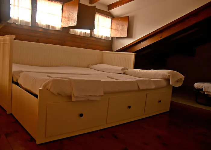 La Wave Surf House & School סומו