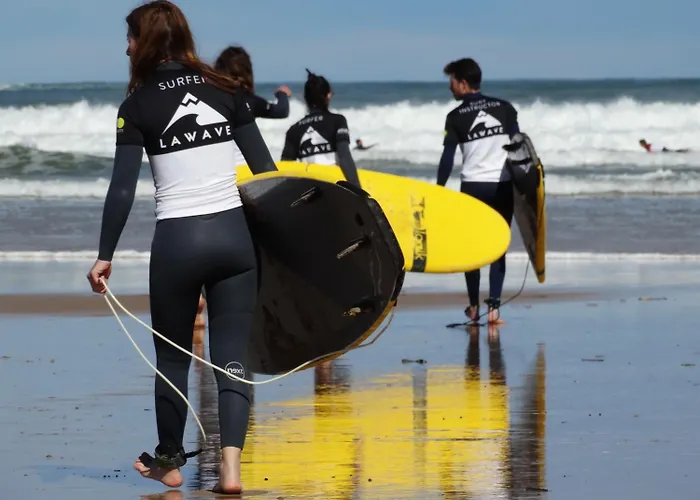 La Wave Surf House & School אורחן 3*