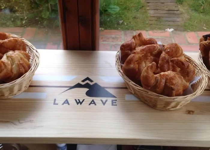 La Wave Surf House & School 3*