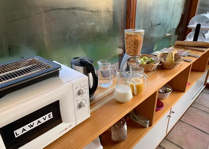 Zajazd La Wave Surf House & School