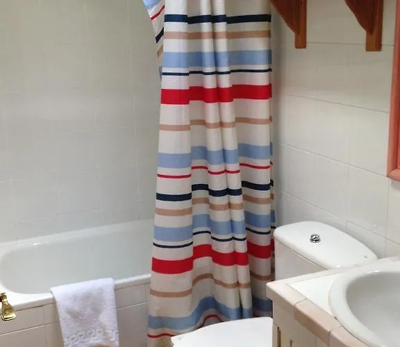 Zajazd La Wave Surf House & School Somo