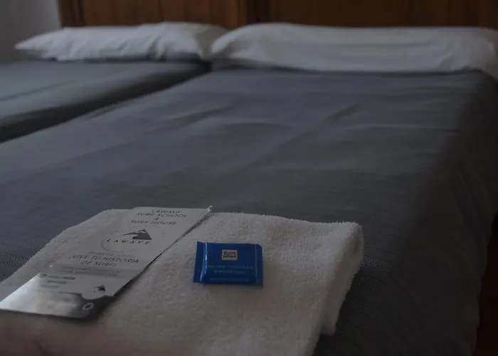 La Wave Surf House & School Zajazd Somo