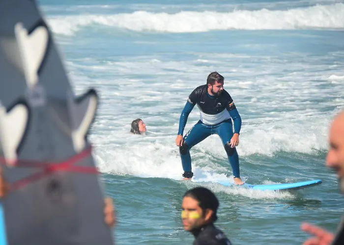 La Wave Surf House & School Somo