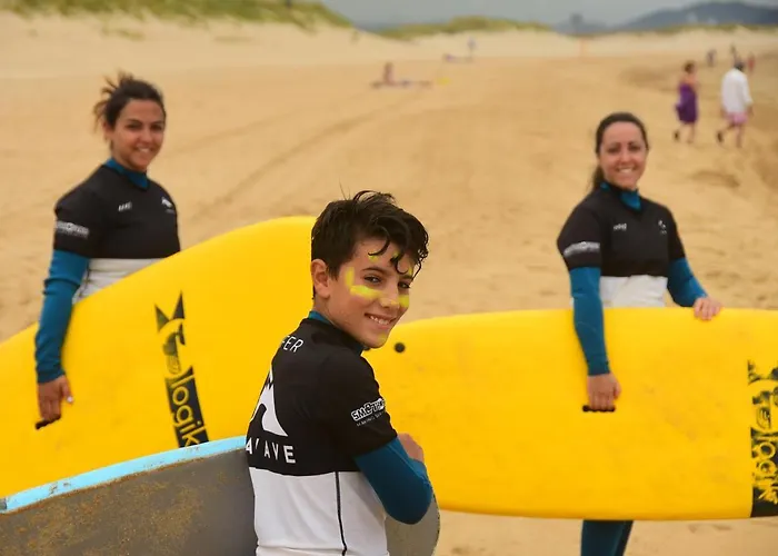 La Wave Surf House & School Somo